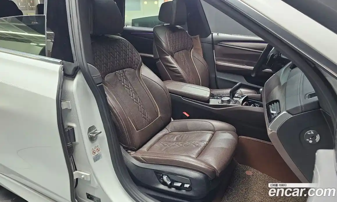 BMW 6-Series 2021 2.0 гидро в Москве, фото 11