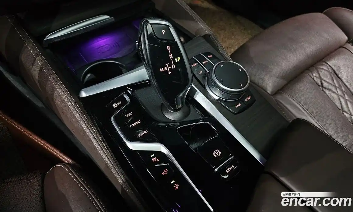 BMW 6-Series 2021 2.0 гидро в Москве, фото 9