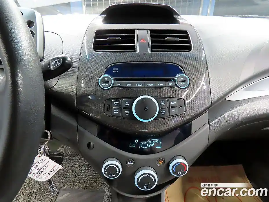 Chevrolet Spark 2012 1.0 гидро в Москве, фото 13