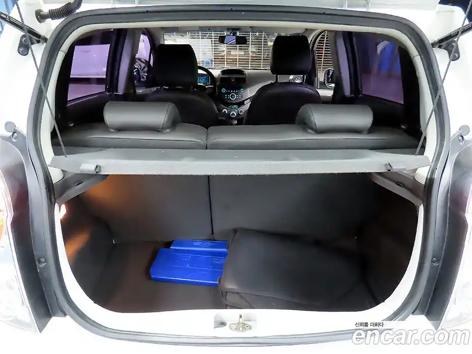 Chevrolet Spark 2012 1.0 гидро в Москве, фото 18