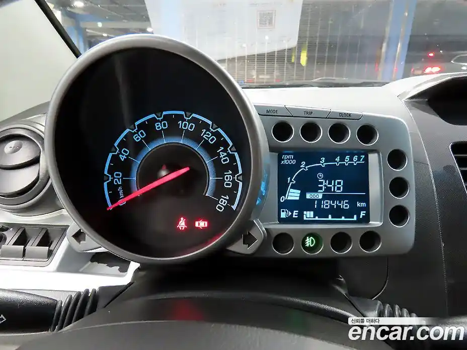 Chevrolet Spark 2012 1.0 гидро в Москве, фото 10