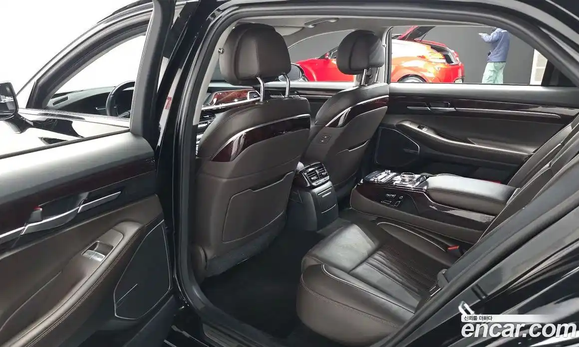 Genesis EQ900 2016 3.8 гидро в Москве, фото 12