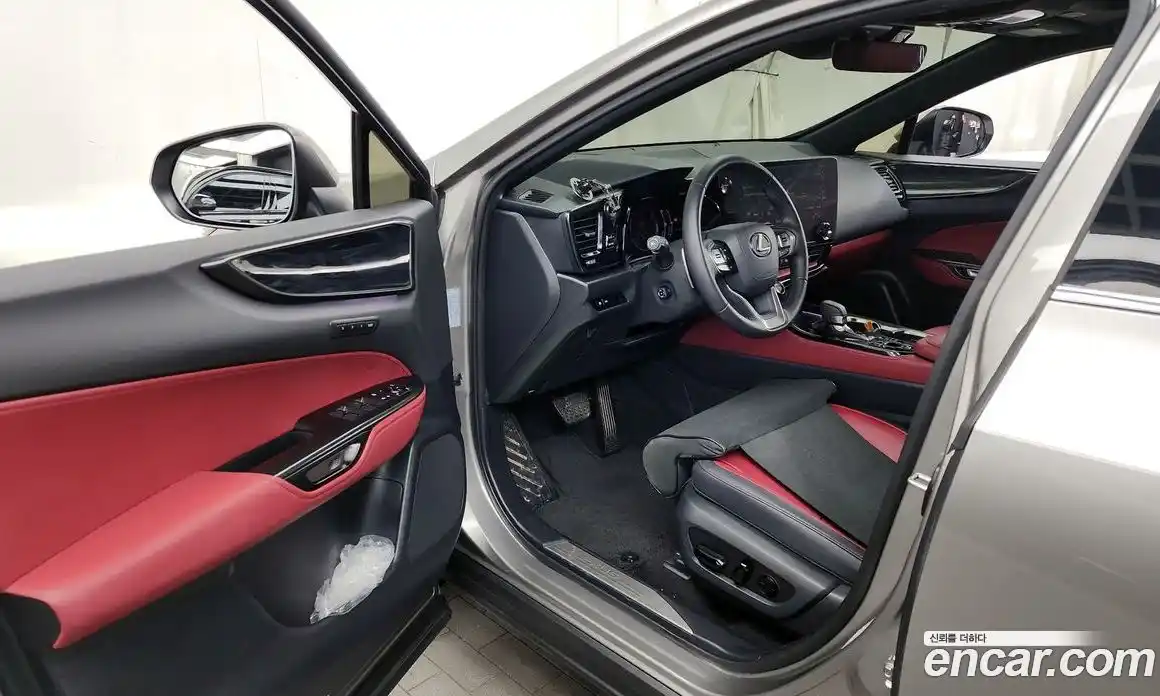 Lexus NX 2025 2.5 гидро, фото 11
