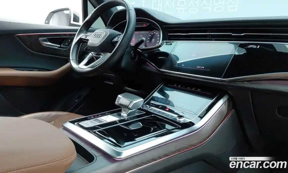 Audi Q7 2021 3.0 автомат (гидро), фото 12