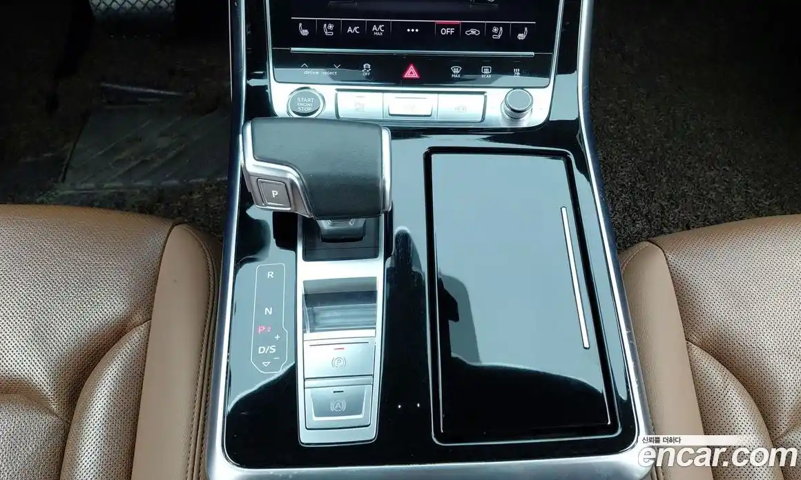 Audi Q7 2021 3.0 автомат (гидро), фото 17