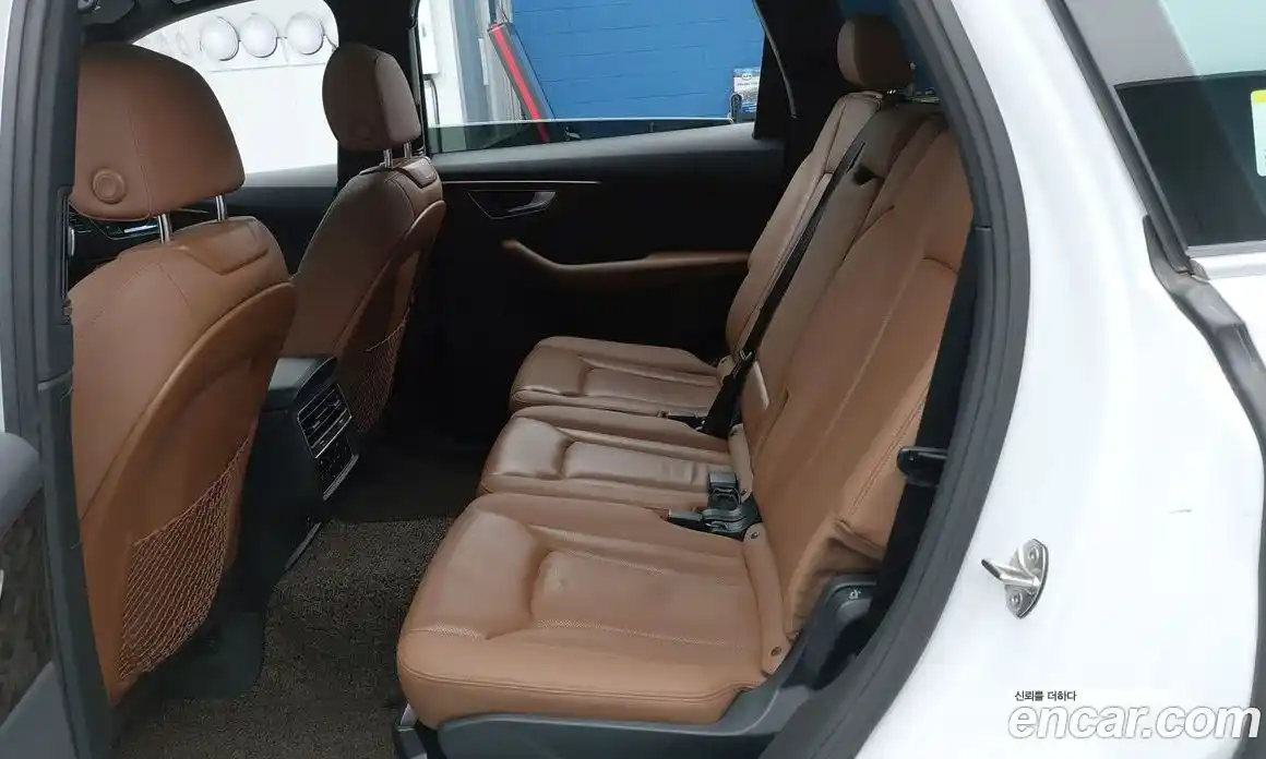 Audi Q7 2021 3.0 автомат (гидро), фото 19