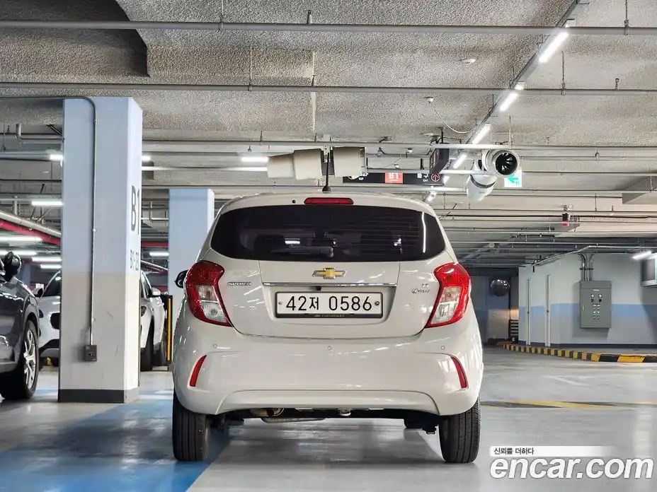 Chevrolet Spark 2016 1.0 гидро, фото 3