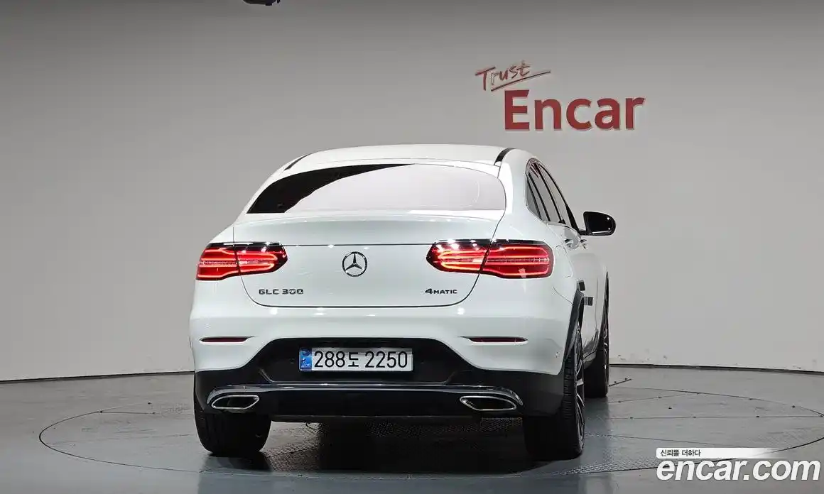 Mercedes-Benz GLC-Class 2019 2.0 автомат (гидро), фото 3