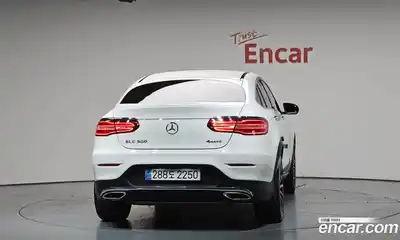 Mercedes-Benz GLC-Class 2019 2.0 автомат (гидро), миниатюра 3