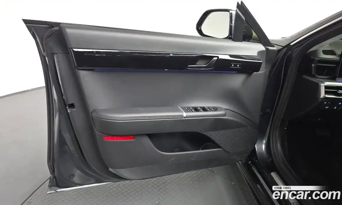 Hyundai Grandeur 2025 2.5 гидро, фото 13