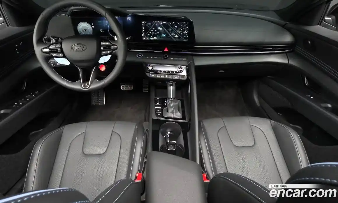 Hyundai Avante 2025 2.0 гидро, фото 10