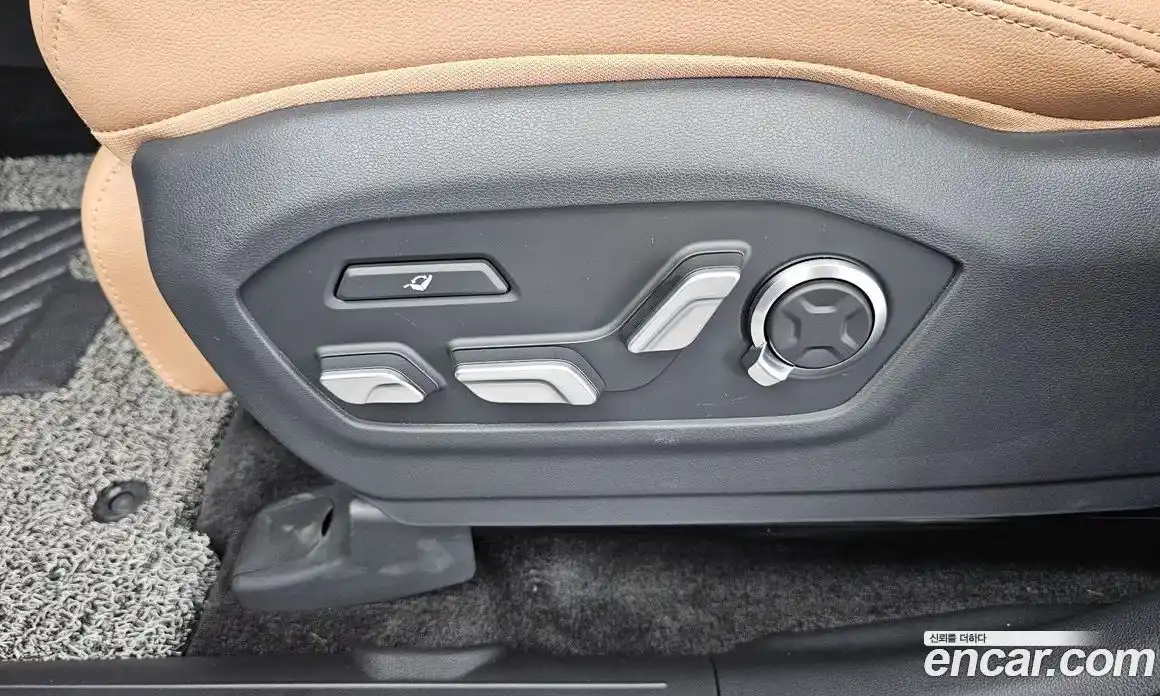Hyundai Santa Fe 2025 2.5 автомат (гидро), фото 31