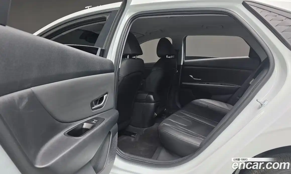 Hyundai Avante 2026 1.6 гидро, фото 17