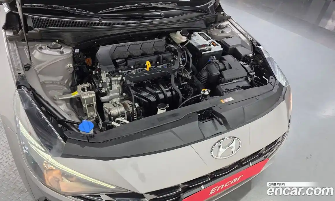 Hyundai Avante 2021 1.6 гидро, фото 6