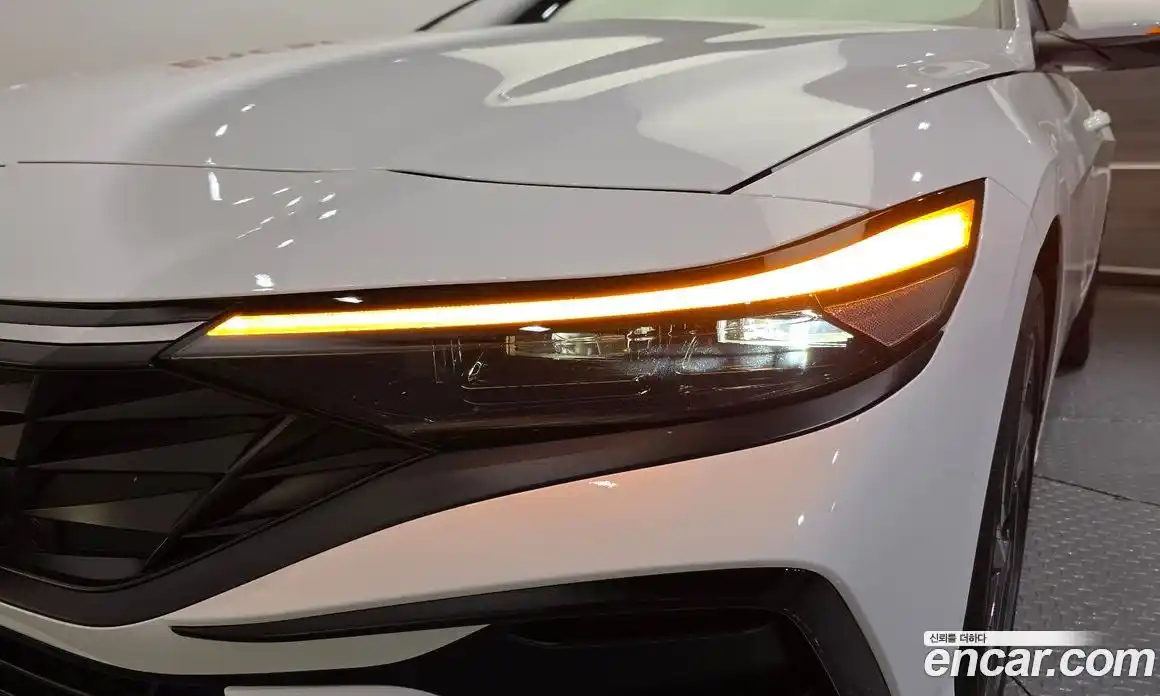 Hyundai Avante 2025 1.6 гидро, фото 8