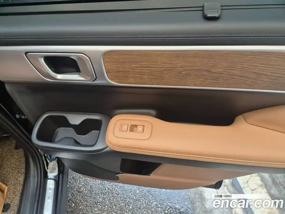 Hyundai Santa Fe 2025 1.6 автомат (гидро), фото 11