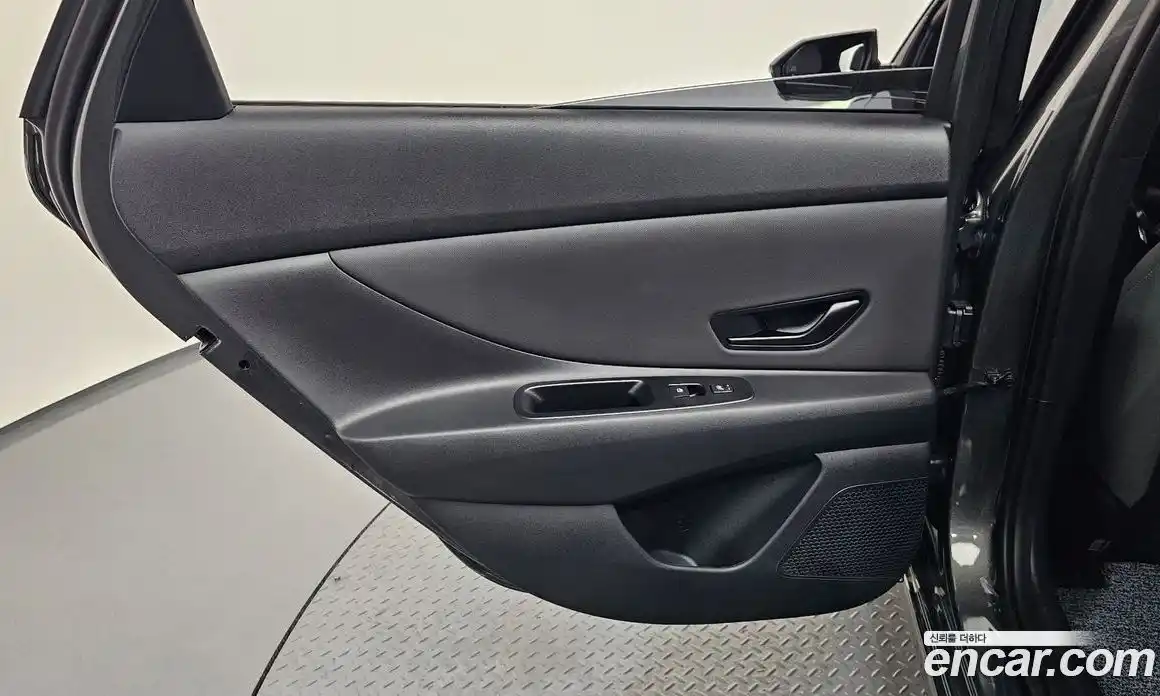 Hyundai Avante 2026 1.6 гидро, фото 15