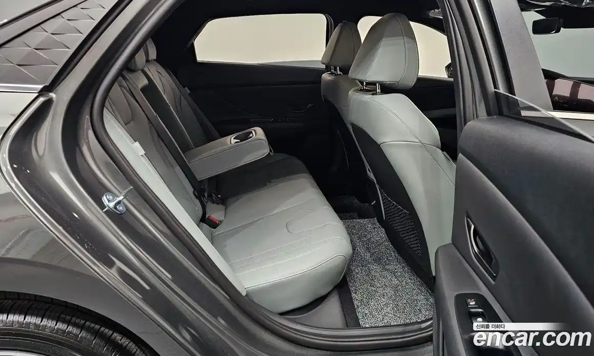 Hyundai Avante 2026 1.6 гидро, фото 17