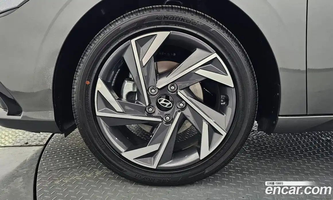 Hyundai Avante 2026 1.6 гидро, фото 5