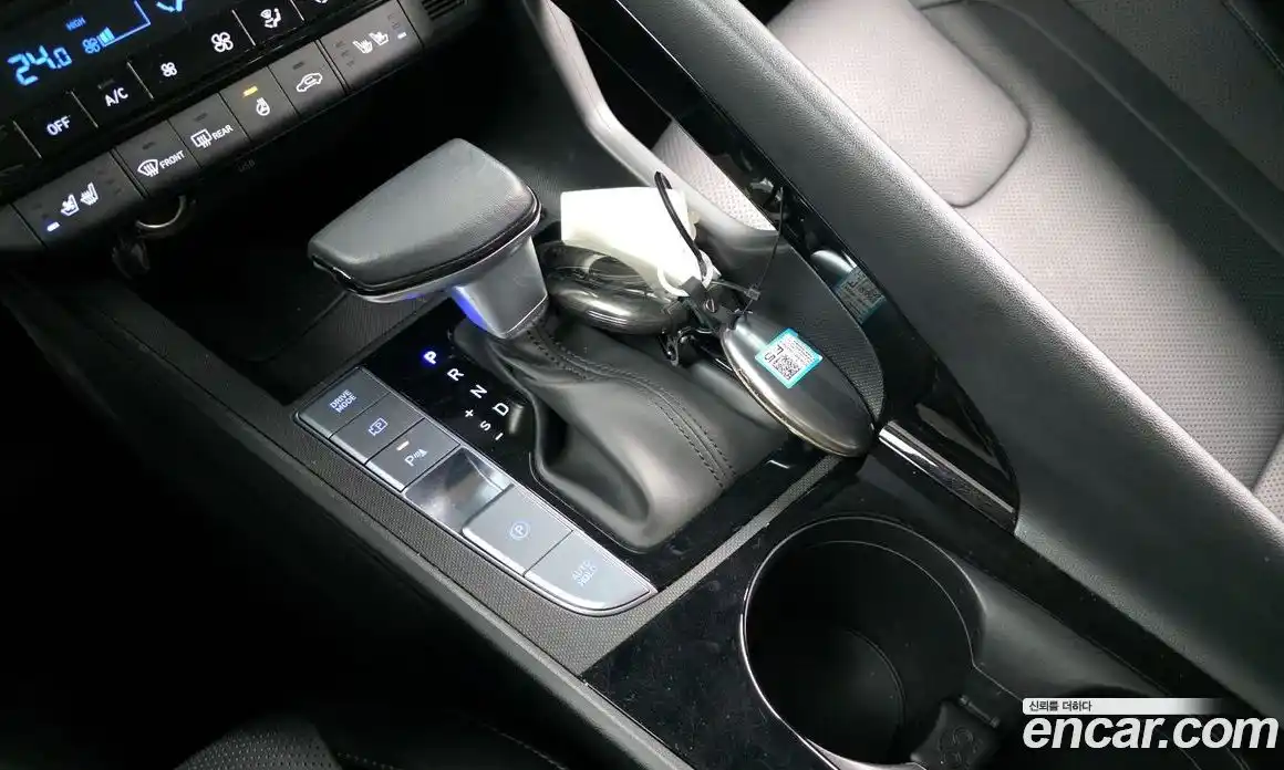 Hyundai Avante 2025 1.6 гидро, фото 12