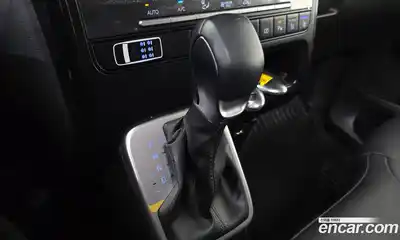 Hyundai Staria 2026 1.6 автомат (гидро), миниатюра 12
