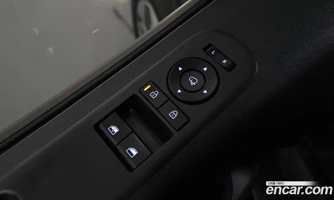 Hyundai Staria 2026 1.6 автомат (гидро), фото 19