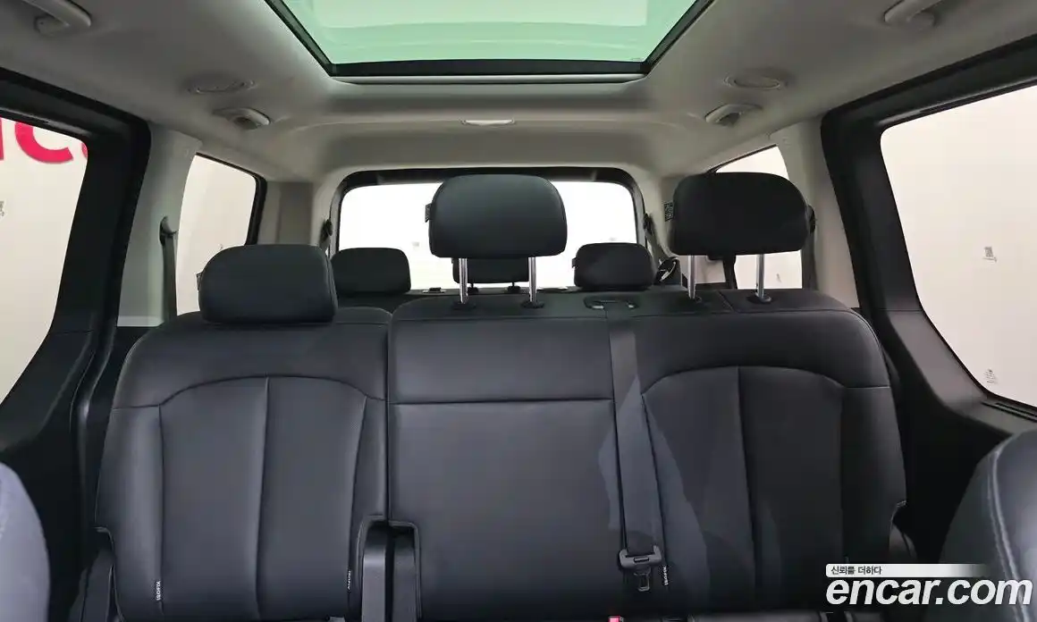 Hyundai Staria 2026 1.6 автомат (гидро), фото 29