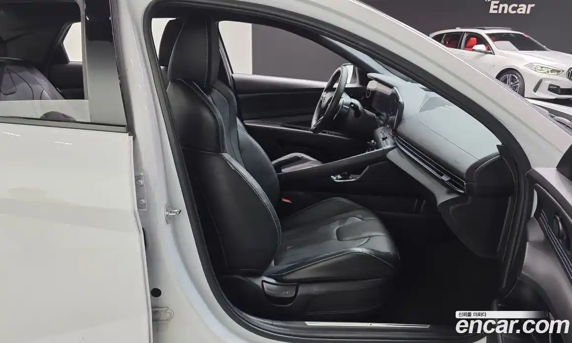 Hyundai Avante 2024 2.0 гидро, фото 17
