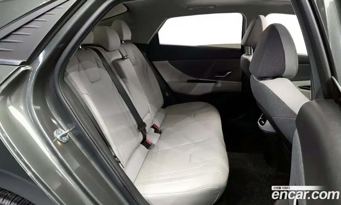 Hyundai Avante 2020 1.6 гидро, фото 17