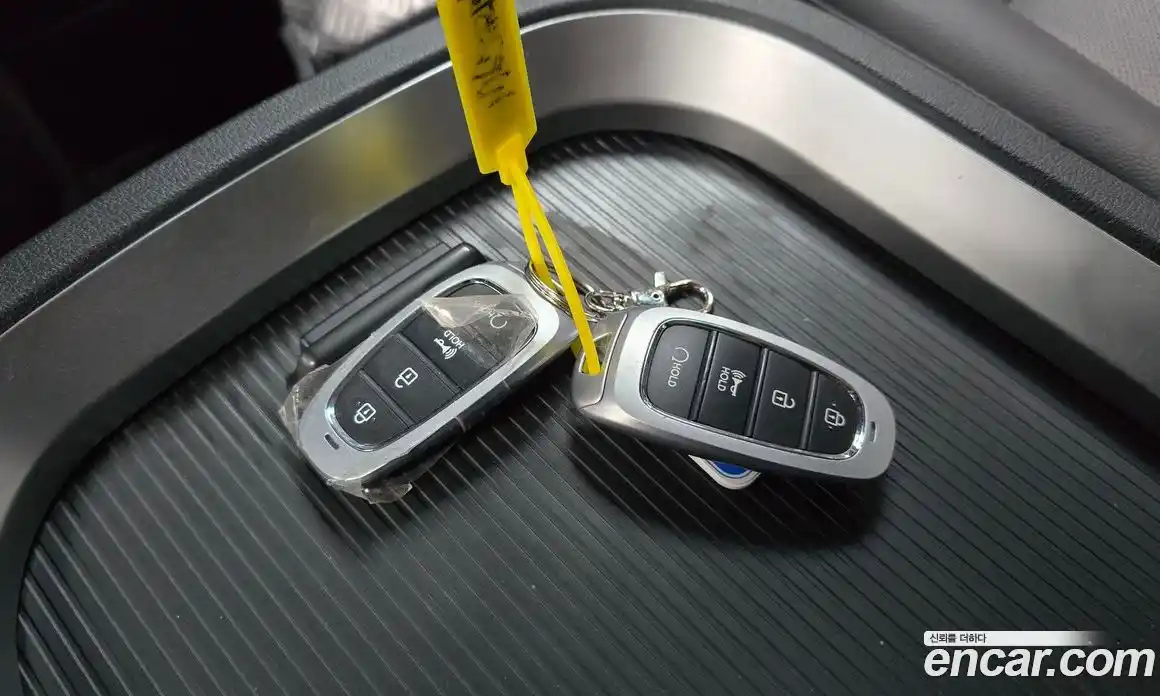 Hyundai Staria 2022 2.2 гидро, фото 25