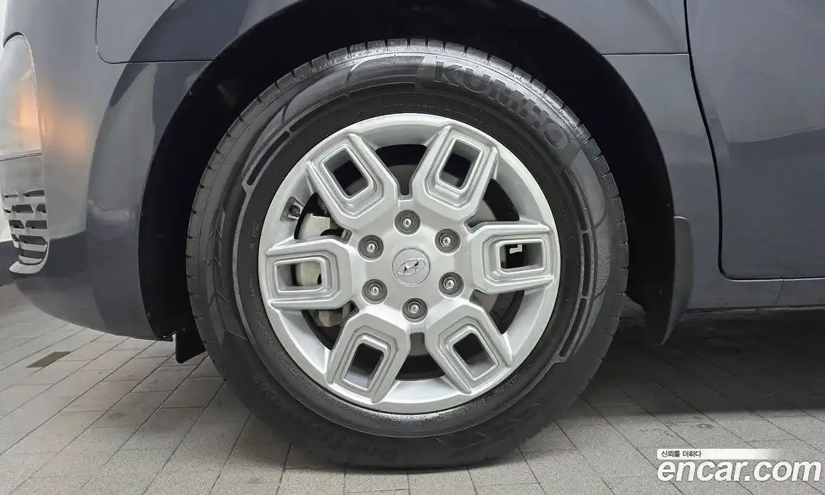 Hyundai Staria 2022 2.2 гидро, фото 5