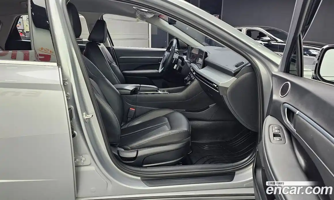Hyundai Sonata 2025 2.0 гидро, фото 17