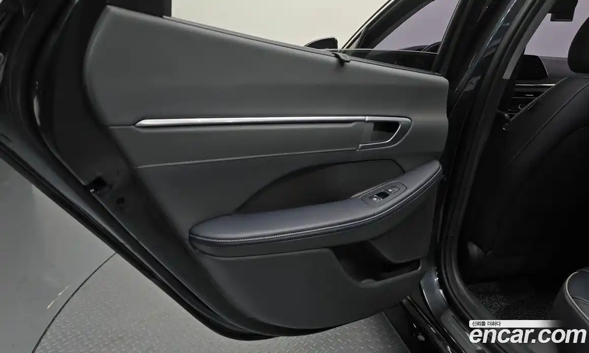 Hyundai Sonata 2021 1.6 гидро, фото 14