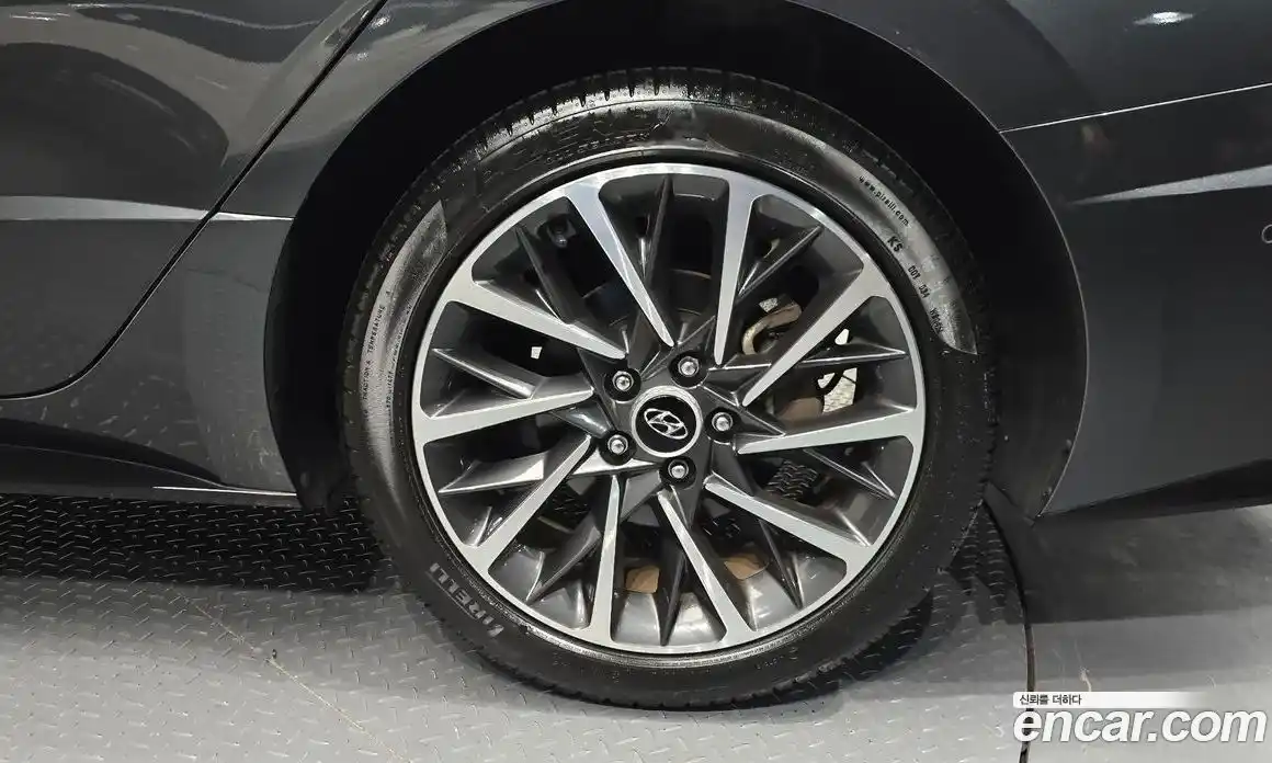Hyundai Sonata 2021 1.6 гидро, фото 6