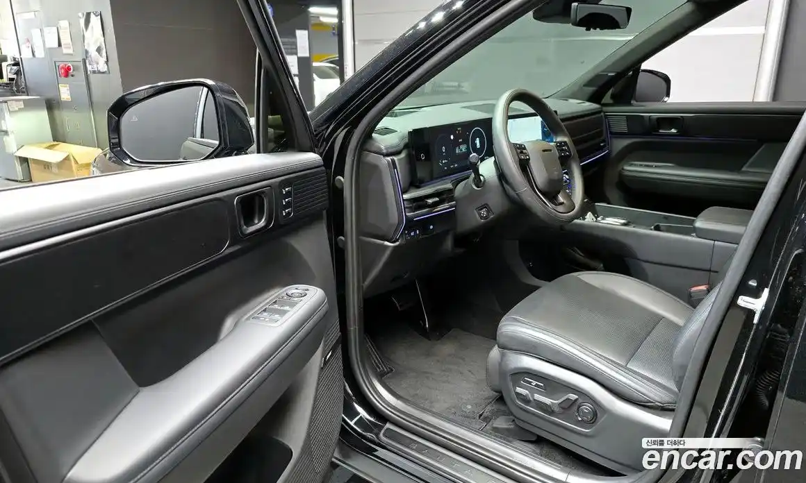 Hyundai Santa Fe 2023 1.6 гидро, фото 13