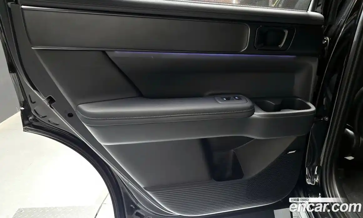 Hyundai Santa Fe 2023 1.6 гидро, фото 15