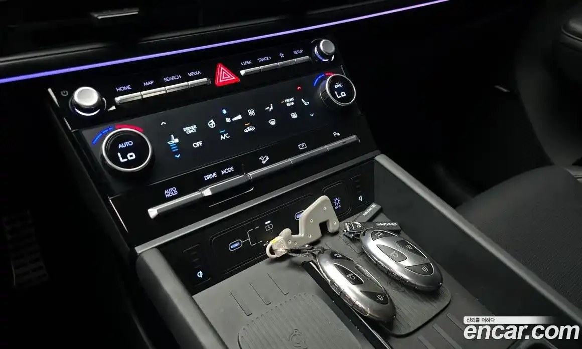 Hyundai Santa Fe 2023 1.6 гидро, фото 24