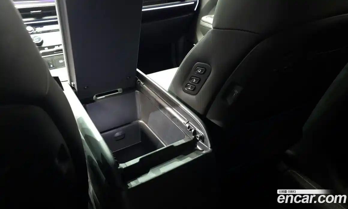 Hyundai Santa Fe 2023 1.6 гидро, фото 26