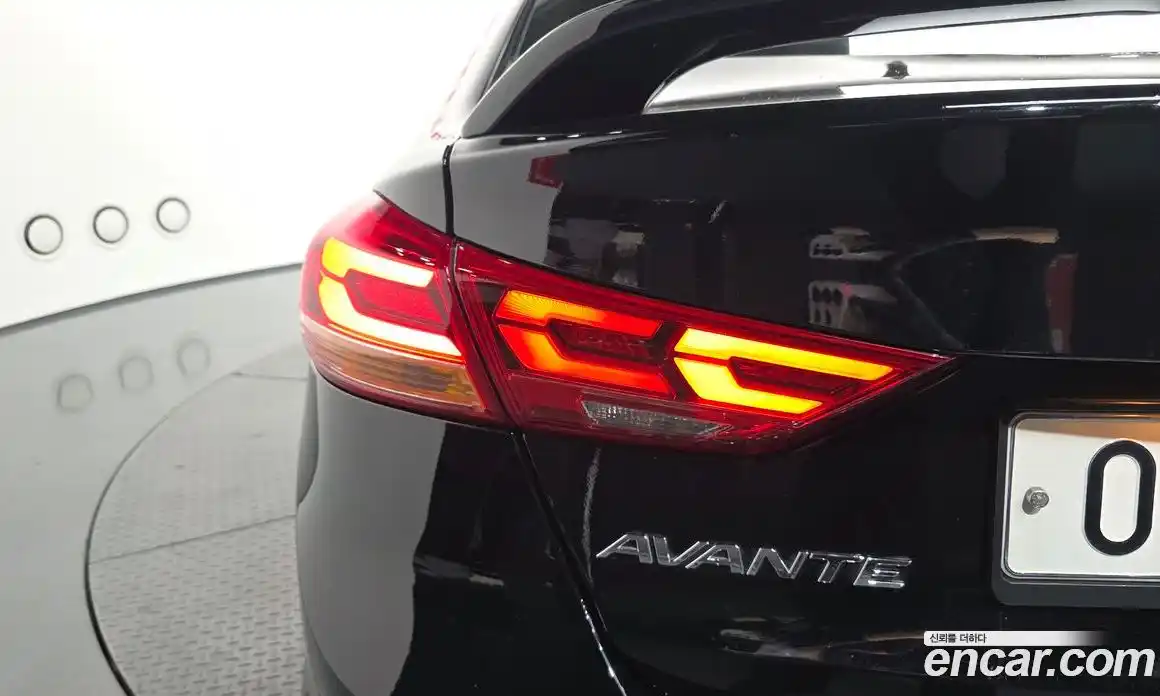 Hyundai Avante 2017 1.6 гидро, фото 9