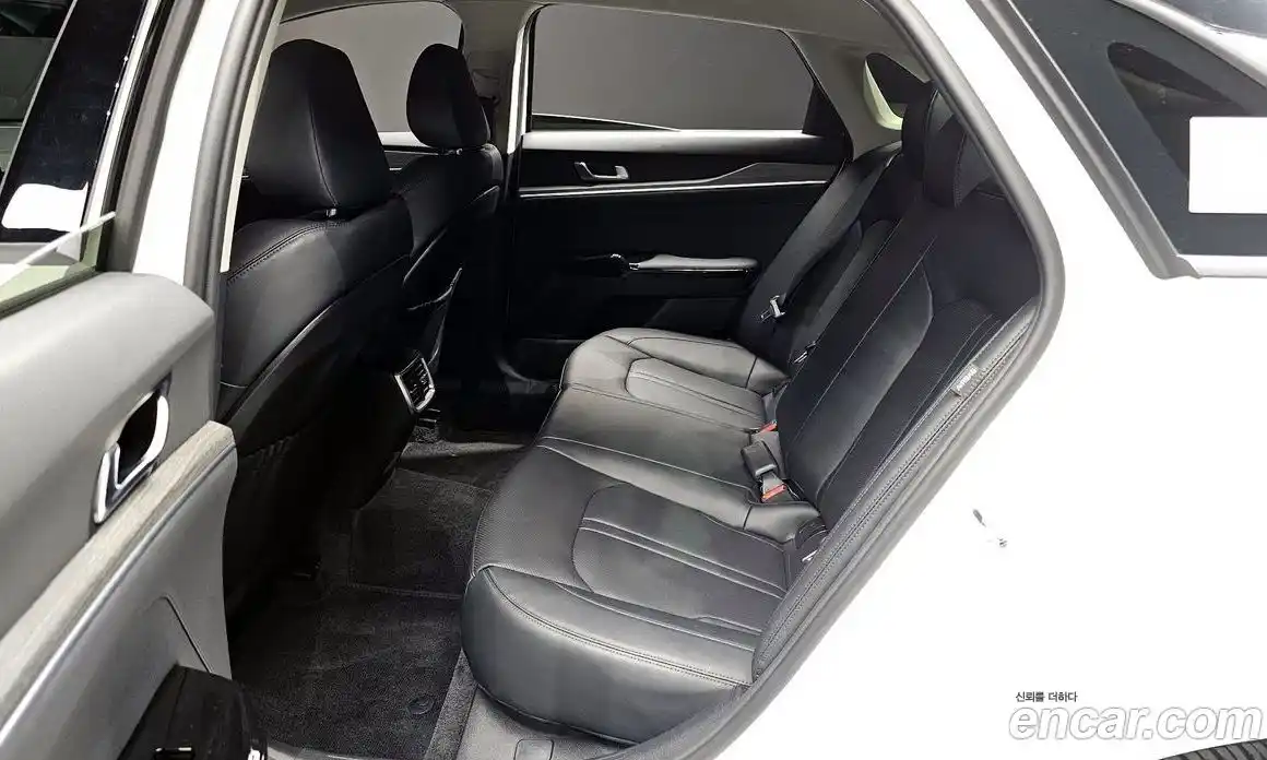 Kia K5 2025 2.0 гидро, фото 16
