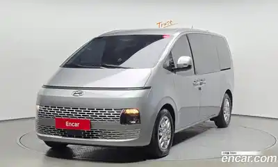 Hyundai Staria, 2023