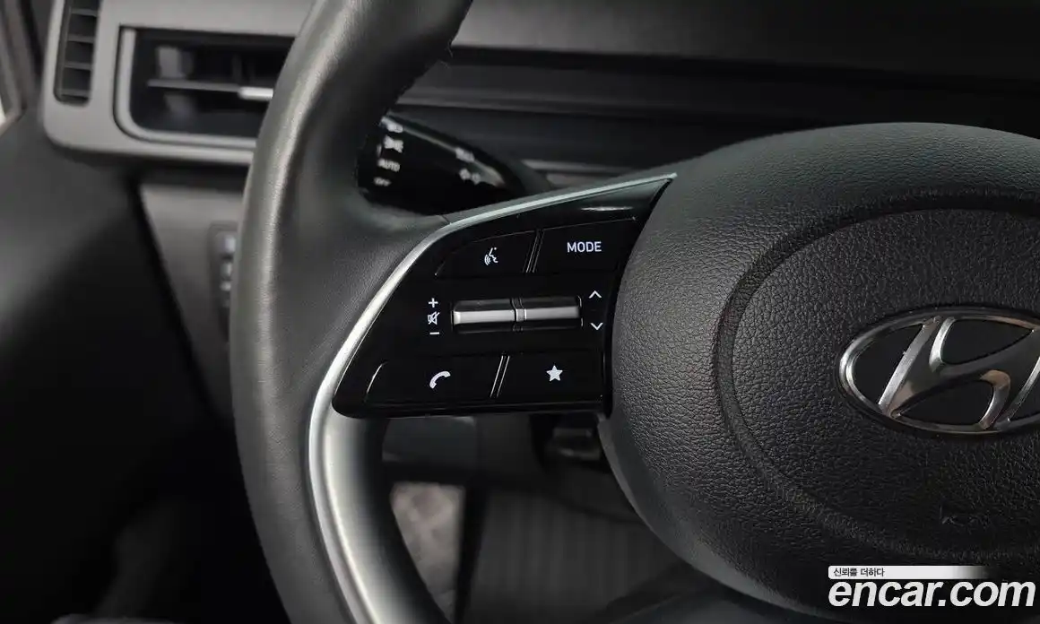 Hyundai Staria 2023 2.2 гидро, фото 23