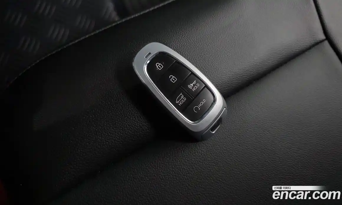Hyundai Staria 2023 2.2 гидро, фото 27