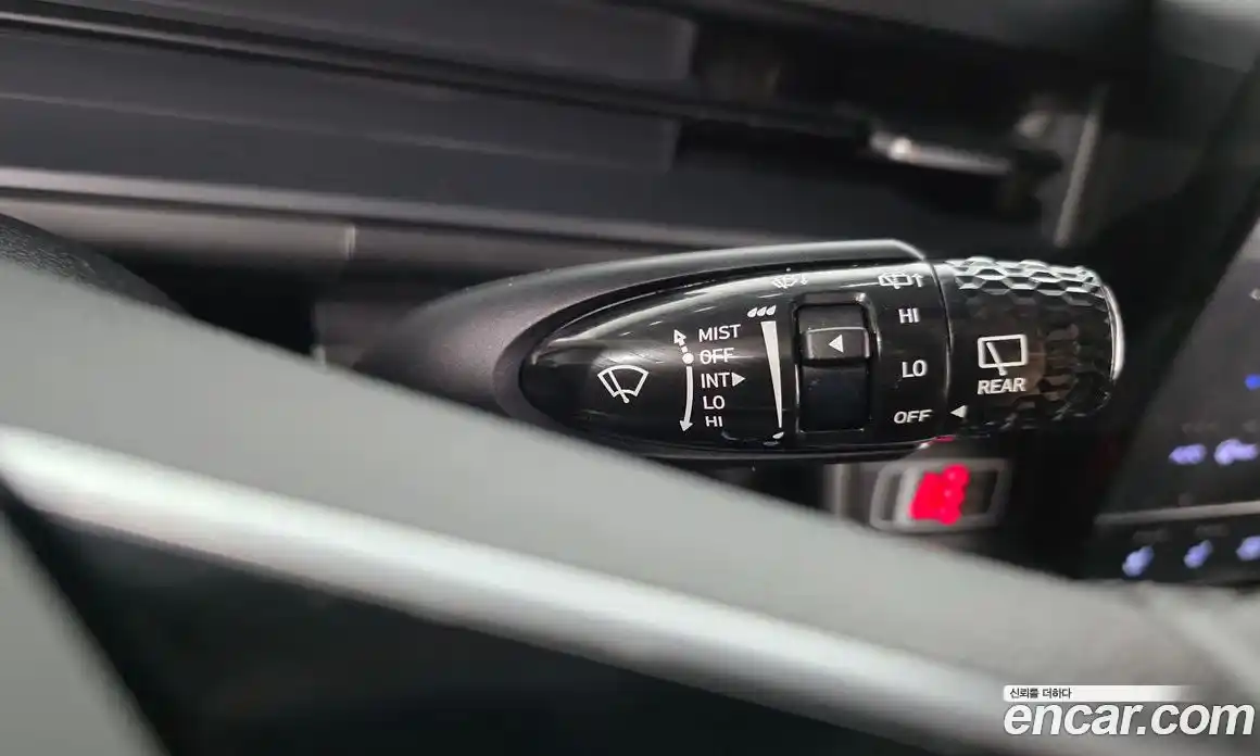 Hyundai Staria 2023 2.2 гидро, фото 35