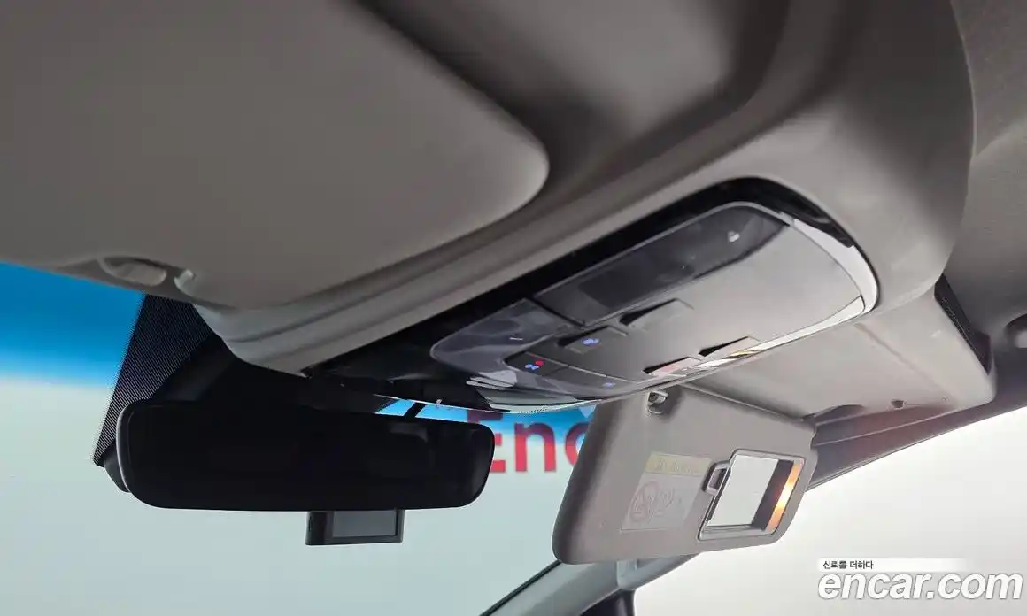Hyundai Staria 2023 2.2 гидро, фото 37