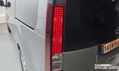 Hyundai Staria 2023 2.2 гидро, миниатюра 9