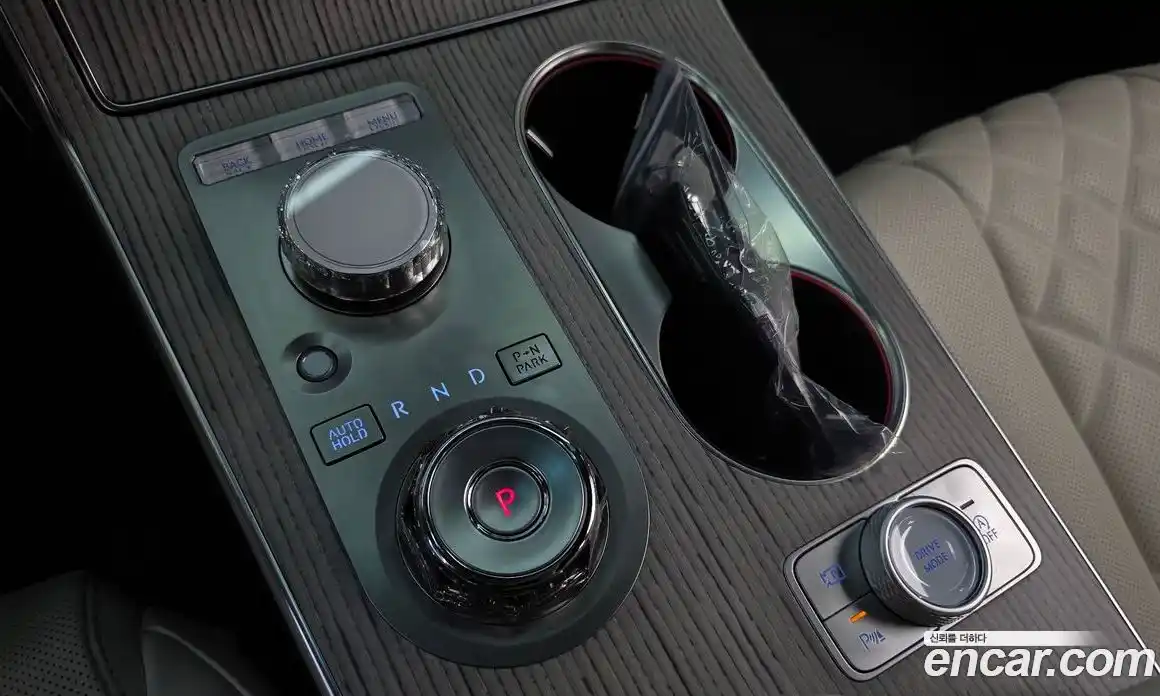 Genesis GV80 2024 2.5 автомат (гидро), фото 12