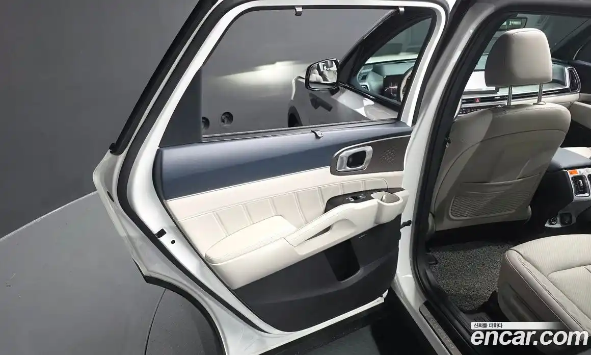 Kia Sorento 2024 1.6 гидро, фото 15
