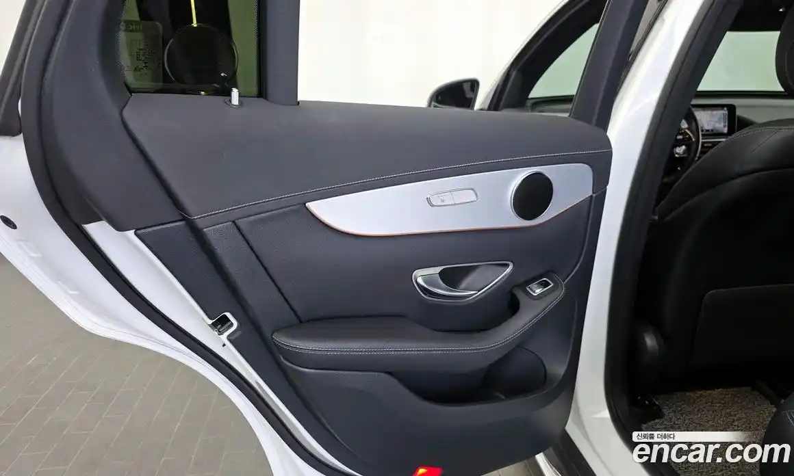 Mercedes-Benz EQC 2020 0.2 гидро, фото 15