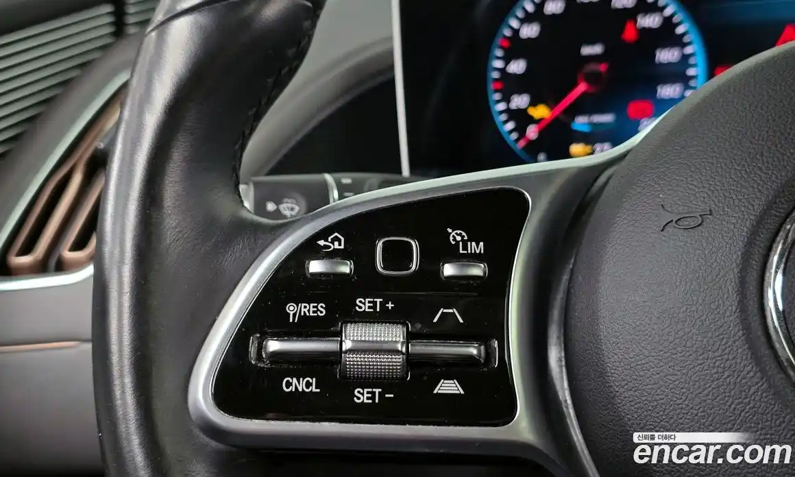 Mercedes-Benz EQC 2020 0.2 гидро, фото 21